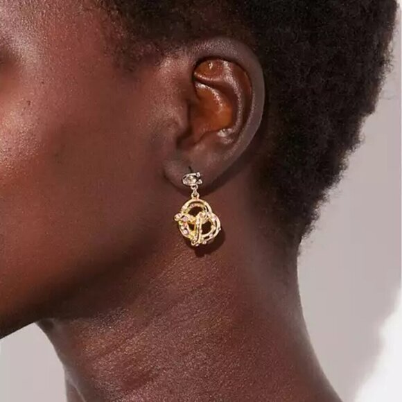 Bumble Bee Pretzel Mismatch Earrings NWT - Picture 2 of 3